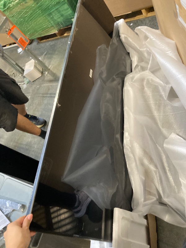 Photo 1 of Samsung 65-Inch Class QLED Q7F Series Samsung Vision AI Smart TV (2025 Model, 65Q7F) Quantum HDR, Object Tracking Sound Lite, Q4 AI Gen1 Processor, 4K upscaling, Gaming Hub, Alexa Built-in