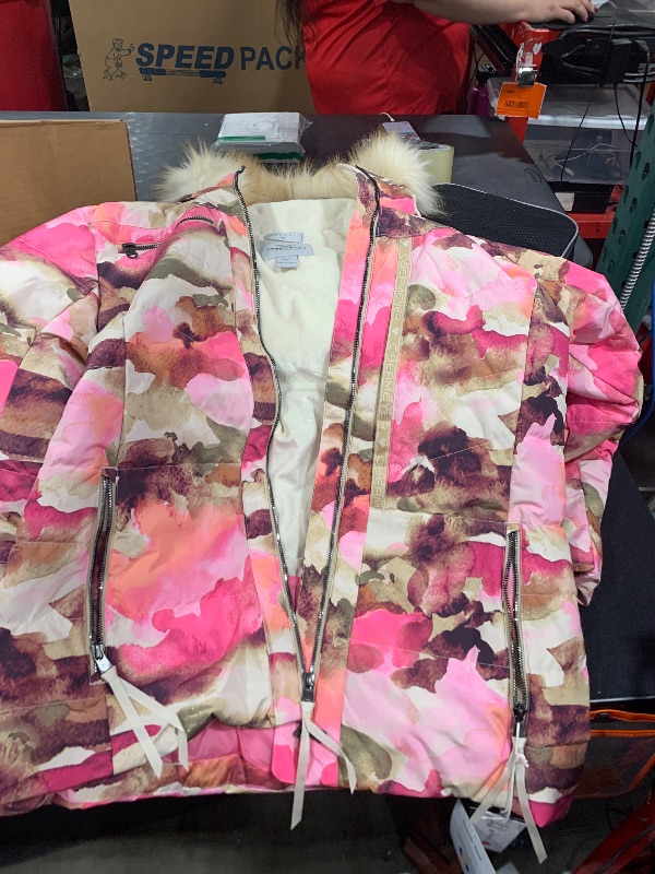 Photo 2 of SIZE 12 Obermeyer Womens Circe Down Jacket Blooming Camo 12