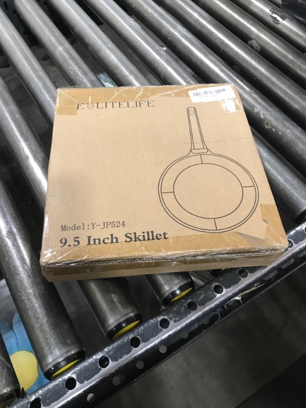 Photo 1 of ESLITE LIFE Nonstick Ceramic Frying Pan Skillet, Non-Toxic Egg Omelette Kitchen Cooking Pans Compatible with All Stovetops (Gas, Electric & Induction), PTFE & PFOA Free (Black, 9.5'')