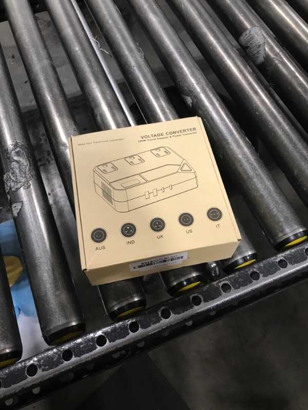 Photo 1 of 100V-220V Travel Converter, 250W Travel Voltage Converter for curlers, straighteners, Chargers, Power Plugs with 2 USB 2 Type-c Charging Ports and 3 AC Plugs, Including A,C,D,G,I,L Type