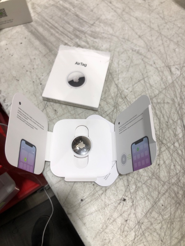 Photo 1 of Apple AirTag 