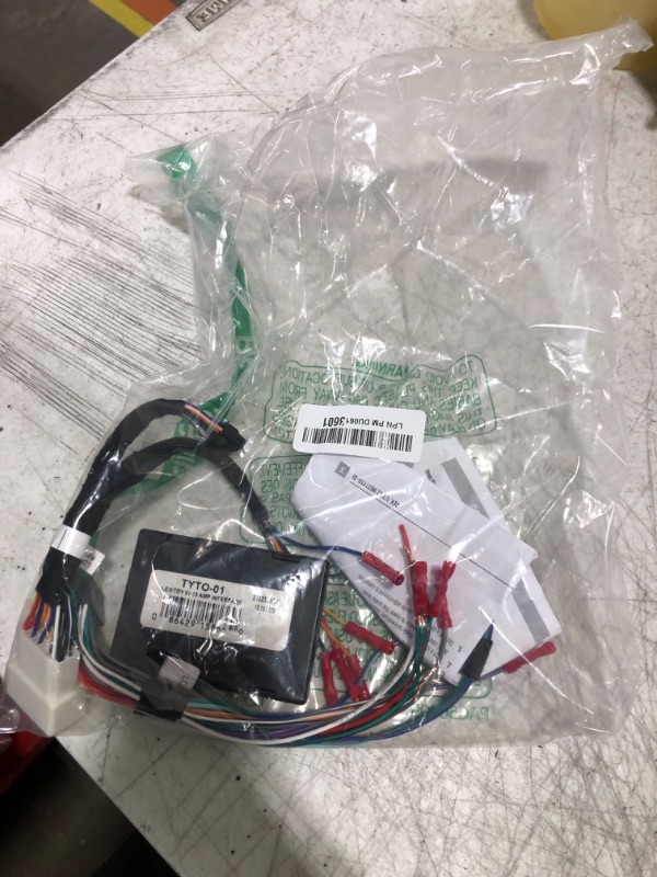 Photo 2 of AXXESS Metra TYTO-01 JBL Amplifier Interface Harness, BLACK