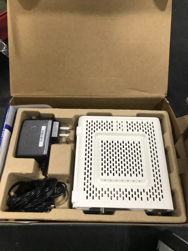 Photo 3 of ARRIS (SB8200) - Cable Modem - Fast DOCSIS 3.1 32x8 Gigabit Cable Modem , Approved for Comcast Xfinity, Cox, Charter Spectrum, & more | 1 Gbps Max Internet Speed, 4 OFDM Channels