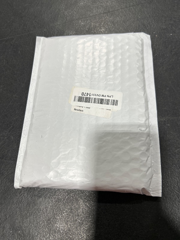 Photo 1 of OTTERBOX Symmetry Clear Series Case for iPad Mini (5th Gen ONLY) - Non-Retail/Ships in Polybag (10 Units) - Clear