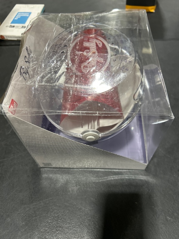 Photo 1 of Prym Big Sully Portable Yarn Holder, Clear