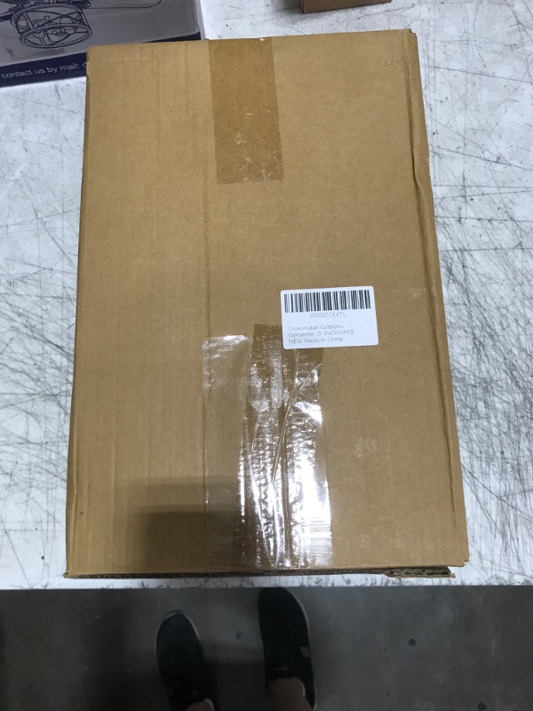 Photo 1 of Osakesukar 3 Inch Universal Catalytic Converter 3" Inch Inlet/Outlet?2 Pack High Flow Catalytic Converter with Heat Shield and O2 Port