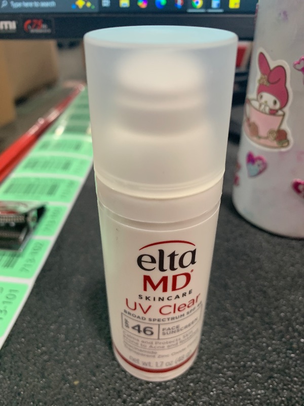 Photo 1 of EltaMD UV Clear Face Sunscreen SPF 46, Oil Free for Face with Zinc Oxide, Dermatologist Recommended Sunscreen Lotion, For Acne-Prone Sensitive Skin, 1.7 oz Pump