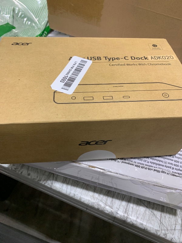 Photo 1 of Acer Docking Station,14-in-1 Triple Display USB C Docking Station, 3 Monitors with 4K HDMI 2.0, DisplayPort 1.4, 10 Gbps USB-C and 5 Gbps USB-A Data, 1 Gbps Ethernet, Audio, 60W Charging for Laptop