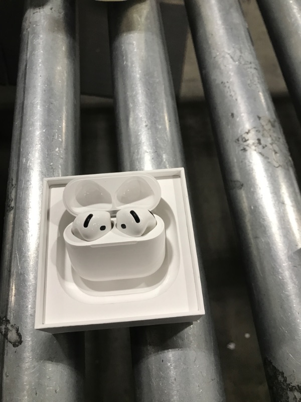 Photo 1 of AIR PODS 4