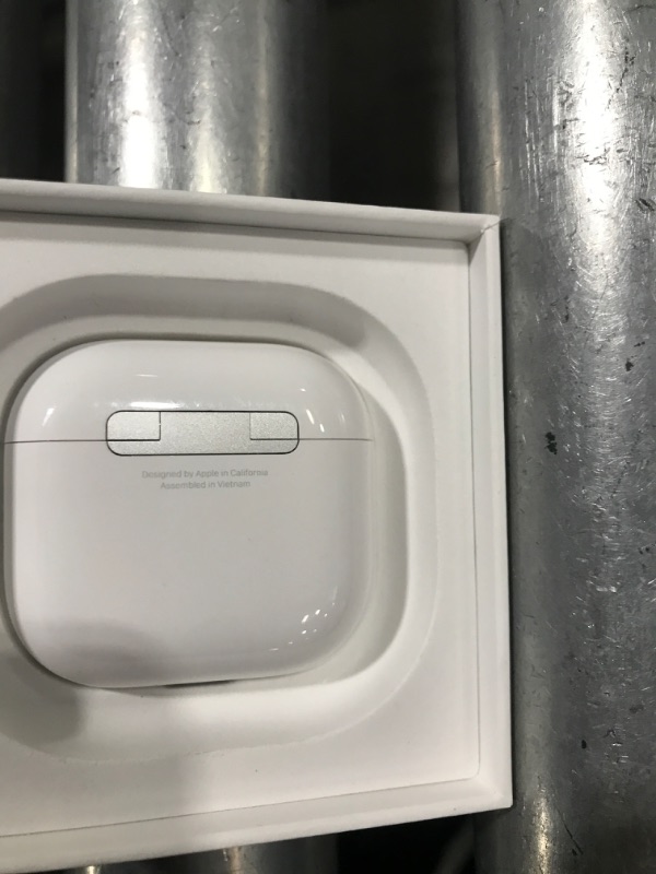 Photo 1 of AIR PODS 4