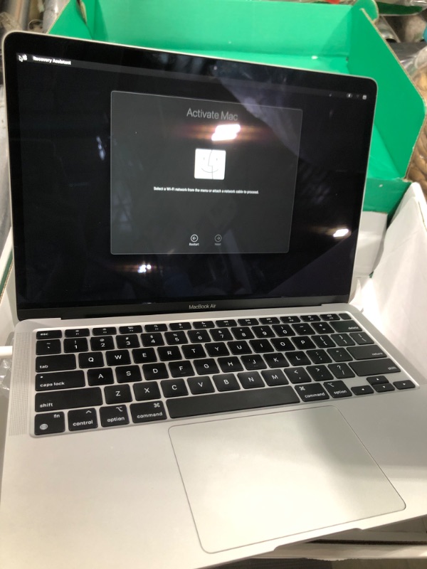 Photo 1 of Late 2020 Apple MacBook Air with Apple M1 Chip (13 inch, 8GB RAM, 256GB SSD) (QWERTY English) Silver (Renewed Premium)