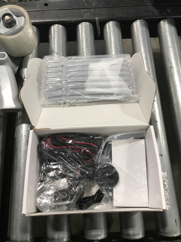 Photo 1 of PORTABLE WIRELESS CAR STEREO