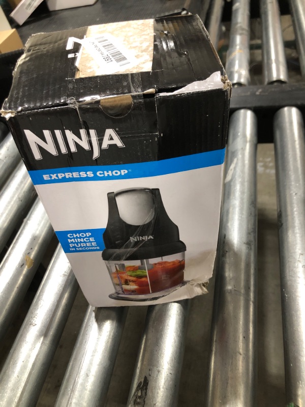 Photo 1 of Ninja Food Chopper Express Chop with 200-Watt, 16-Ounce Bowl for Mincing, Chopping, Grinding, Blending and Meal Prep (NJ110GR)