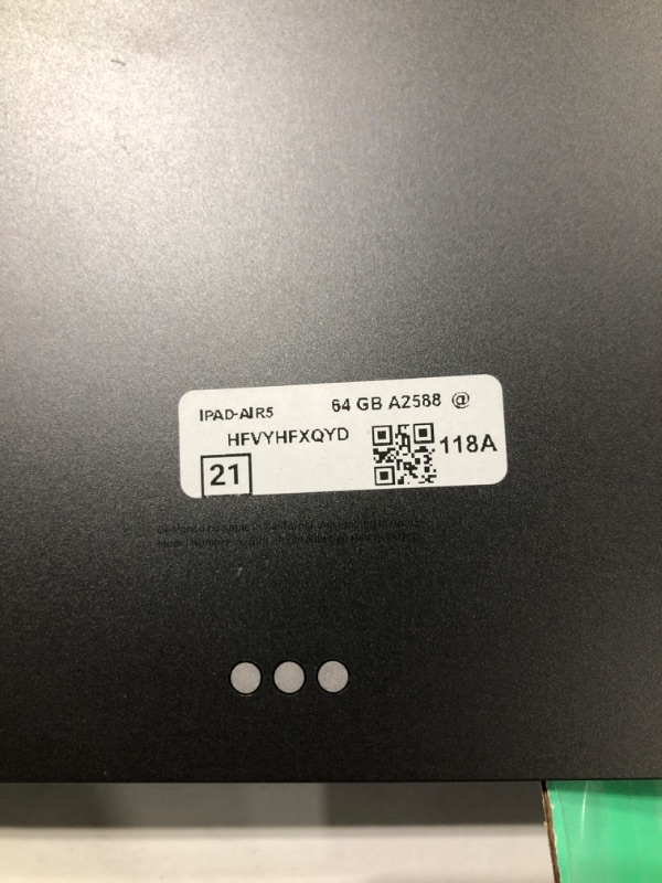 Photo 1 of 2022 Apple iPad Air 5th Gen. (10.9 inch, Wi-Fi, 64GB) Space Gray (Renewed Premium)