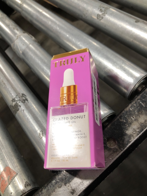 Photo 1 of Truly Beauty Glazed Donut After Shave Oil - Razor Bumps Treatment for Women, Razor Bump and Ingrown Hair Treatment for Bikini Area - 3.1 OZ