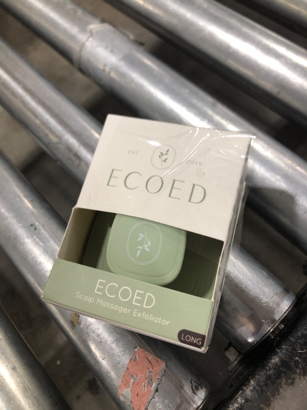 Photo 1 of ecoed Scalp Massager Shampoo Brush,Scalp Scrubber for Dandruff Removal, Scalp Care Hair Brush Wet & Dry detangler for Men and Women.Suitable for Short Medium Hair(Green)