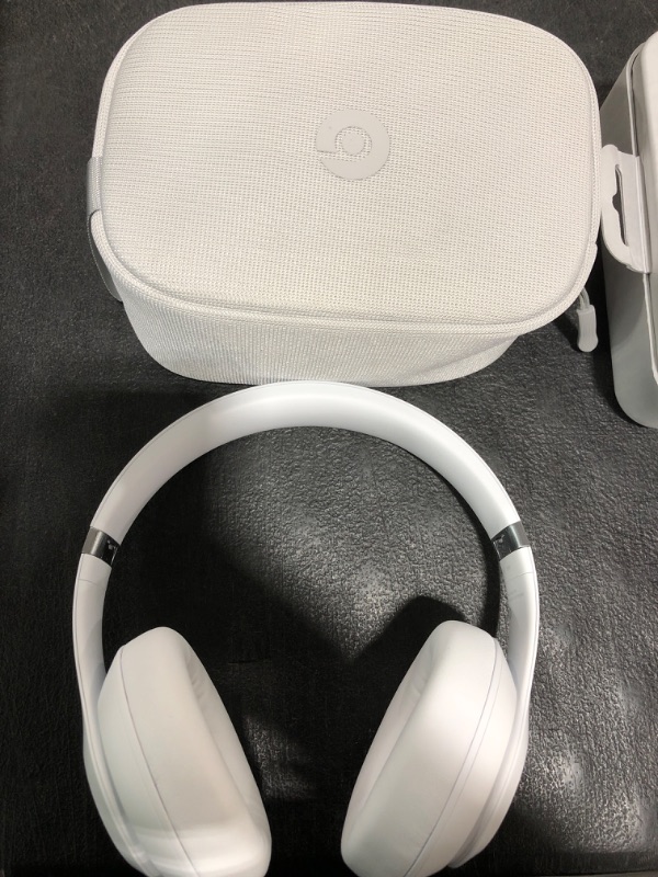 Photo 1 of Beats Studio Pro - Wireless Bluetooth Noise Cancelling Headphones - Personalized Spatial Audio, USB-C Lossless Audio, Apple & Android Compatibility, Up to 40 Hours Battery Life - Matte White