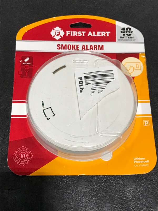 Photo 1 of First Alert Slim Photoelectric Smoke Alarm with 10-Year Sealed Battery, PR710, White