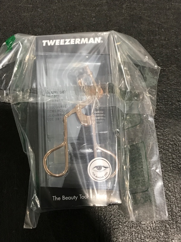 Photo 1 of Tweezerman Curl 38" Lash Curler Model No. 1055-PKR