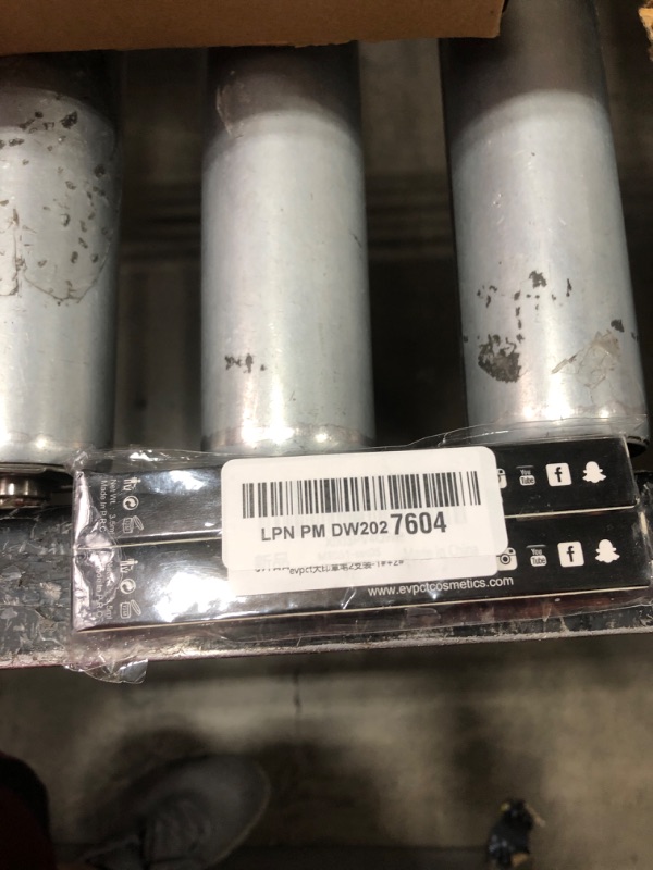 Photo 1 of evpct 2Pcs Black Eyeliner and Wing Stamp Set Big Small Winged Eyeliners Stamps Cat Eye Liner Stamp Stencils Tool for Women All Eye Shapes Waterproof delineador de ojos a prueba de agua contra el agua