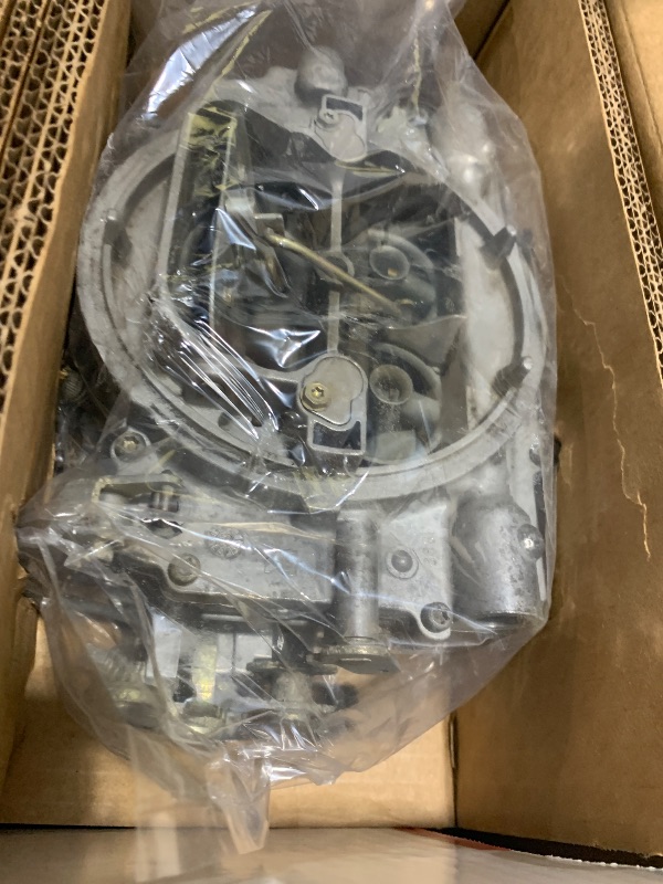 Photo 1 of Edelbrock 1405 Performer 600 CFM Square Bore 4-Barrel Air Valve Secondary Manual Choke New Carburetor
