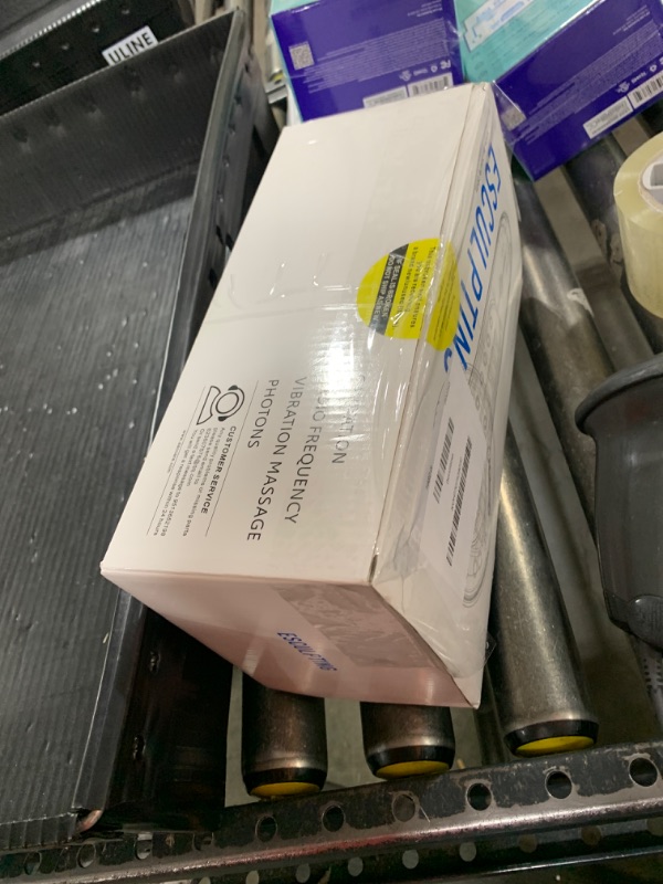 Photo 1 of Radio Frequency Induced Heat-Palm NRG Reduction Cellulite Body Device