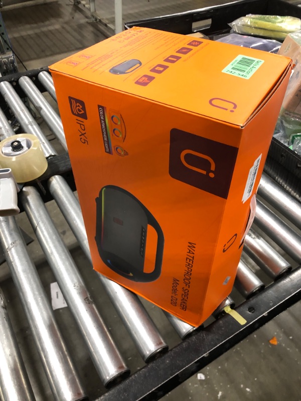 Photo 1 of WATERPROOF SPEAKER