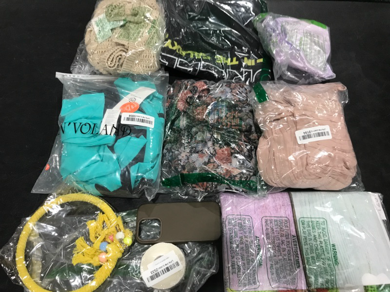 Photo 1 of Box of miscellaneous items 