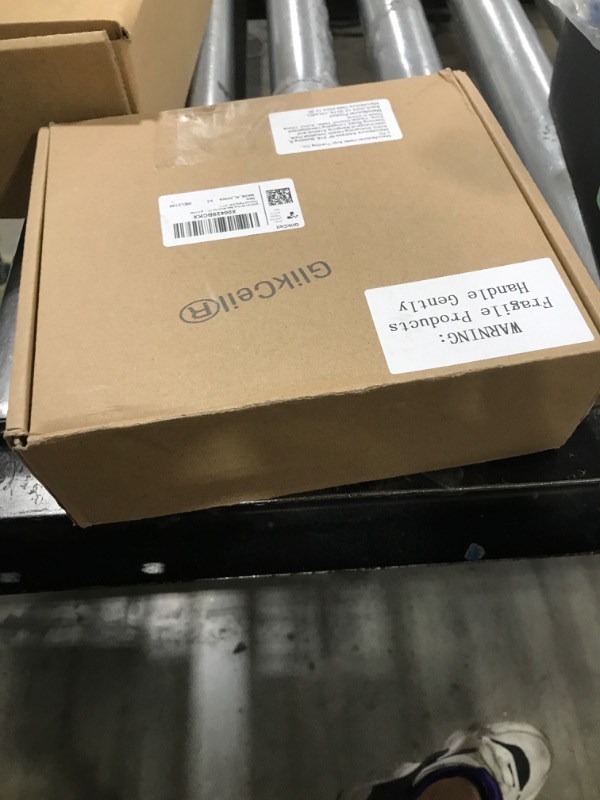 Photo 1 of GlikCeil 50 Pcs Sea Shell for Crafting Natural Large Scallop White Oyster Shells Bulk for Decorating DIY Home Decor Beach Wedding Ocean Themed Party(2.8''-3.1'')