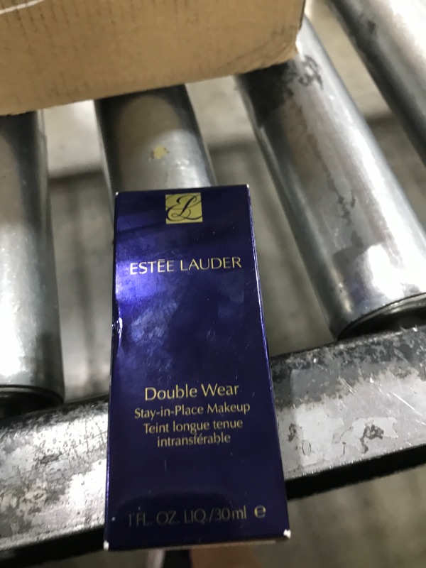 Photo 1 of Estée Lauder Double Wear Stay-in-Place 24-Hour Long-Wear Matte Foundation Makeup, 1 Fl Oz, 2N1 Desert Beige