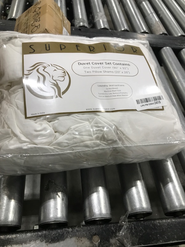 Photo 1 of 650-Thread Duvet Cover Set, Premium Egyptian Cotton, Full/Queen, White