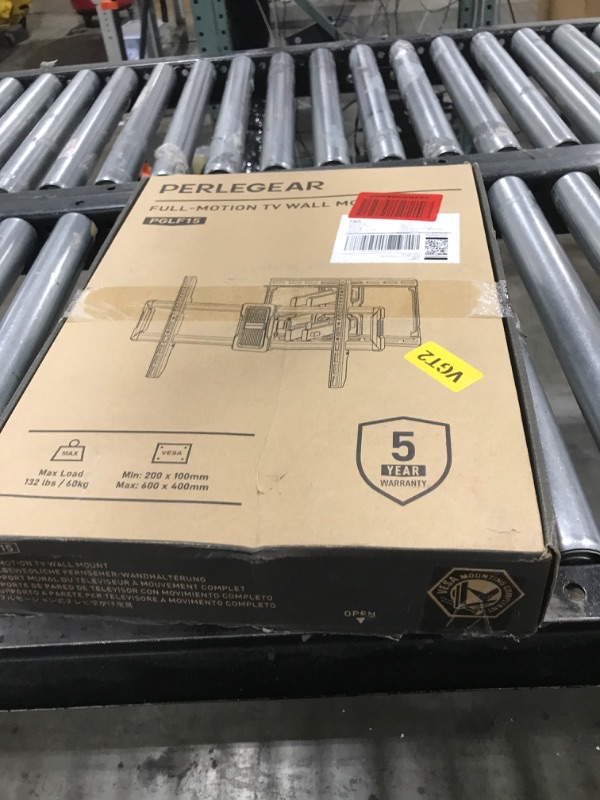 Photo 1 of Perlegear UL-Listed Full Motion TV Wall Mount for 40–86 Inch Flat Curved TVs up to 132 lbs, 12?/16? Wood Studs, TV Mount Bracket with Tool-Free Tilt, Swivel, Extension, Max VESA 600 x 400mm, PGLF15