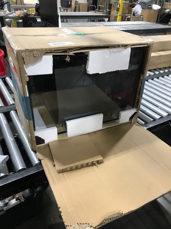 Photo 1 of Landen 60P 26.23 Gallon Ultra Clear All Glass Rimless Low Iron Aquarium Tank with Rear Filtration Chamber for Salt and Fresh (Return Pump Included) 23.6Wx17.7Dx15.8H in(60x45x40cm) 8mm Thickness