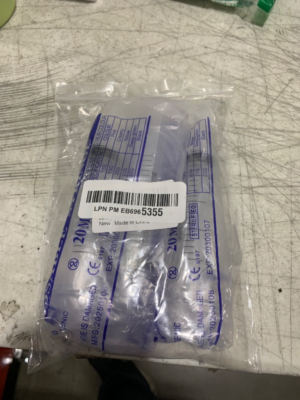 Photo 1 of 20ml Syringe for Liquid, Oral, Scientific Labs, Measurement, Dispensing, with Cap- 3 Pack 20ml Syringes