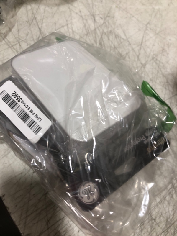 Photo 1 of GE Pro 6-Outlet Extender, Surge Protector, Side Access, Wall Tap Adapter, 3-Prong, 1200 Joules, Warranty, UL Listed, White, 10353