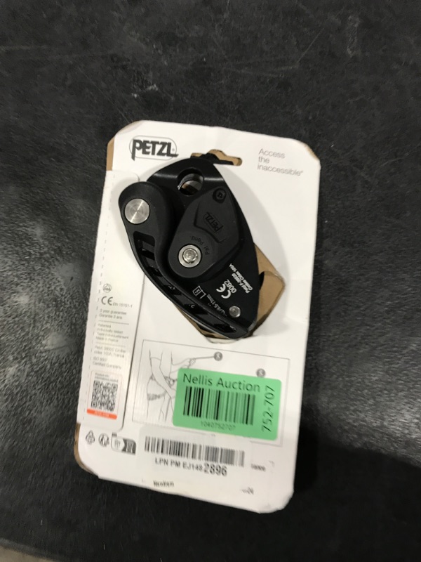Photo 1 of PETZL NEOX Belay Device with cam-Assisted Blocking, Optimized for Lead Climbing, Light Gray