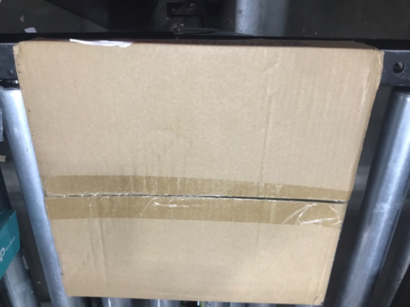 Photo 1 of YSSOA 2 Pack Insulated Shipping Boxes with Aluminum Foil Liner,Thermal Insulation Cold Pack Shipping Boxes for Frozen, Reusable Styrofoam Cooler Box, Small Mailing Box, 6’’X5’’X9’’, New
