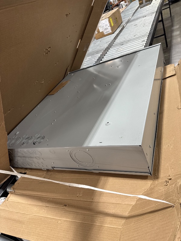 Photo 1 of Siemens MC3042B1400SC MC3042B1400SC meter-load center combination, 30 space, 42 circuit, 400 Amp, surface mount,