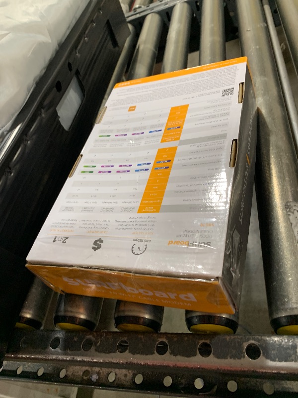 Photo 1 of ARRIS (SBG10) - Cable Modem Router Combo - DOCSIS 3.0 16 x 4 Gigabit & AC1600 WiFi, For Comcast Xfinity, Cox, check with ISP for compatibility [Not for Spectrum] 400 Mbps Max Internet Speeds