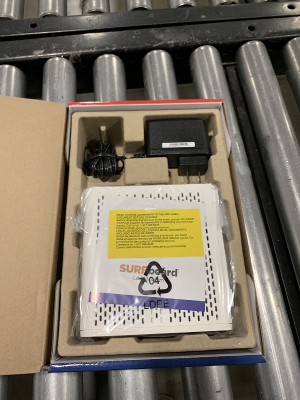 Photo 1 of ARRIS (SB8200) - Cable Modem - Fast DOCSIS 3.1 32x8 Gigabit Cable Modem , Approved for Comcast Xfinity, Cox, Charter Spectrum, & more | 1 Gbps Max Internet Speed, 4 OFDM Channels
