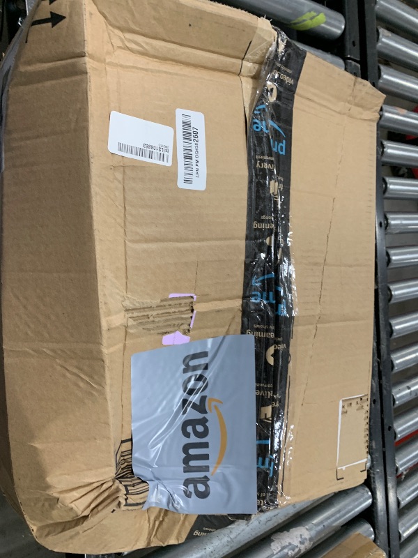 Photo 1 of Fitable 6 Pack Ivory Round Tablecloths - 120 Inches in Diameter - Stain Resistant and Washable Table Clothes, Polyester Fabric Table Covers for Wedding, Party, Banquet, Formal Events