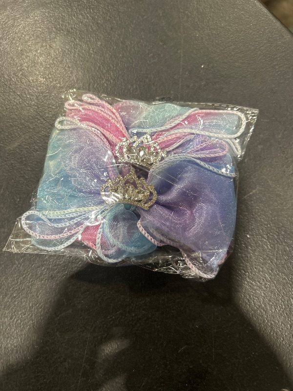 Photo 1 of GIRLS HAIR ACCESSORIES 