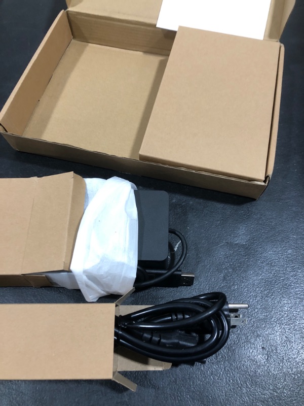 Photo 1 of D6000 Universal Docking Station, USB 3.0 and USB C Single 5K or Triple 4K Display Docking Station with two DisplayPort and HDMI for Windows and Mac (2DP, 1HDMI, 4USB3.0, 1Audio, 1USB C, 1Speaker out)