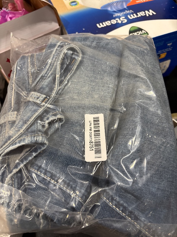 Photo 1 of Silver Jeans Co. Women's Plus Size Girlfriend Mid Rise Skinny Jeans, Medium Marble Wash, 20 Plus
