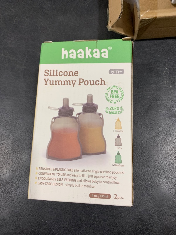 Photo 1 of haakaa Yummy Pouch Reusable Baby Food Pouch, Reusable Pouches for Toddlers Kids Squeezable Pouch, Washable Freezer - Make Homemade Organic Food for Babies/Toddlers, 4oz, 2 Pack,6m+(Pea Green)