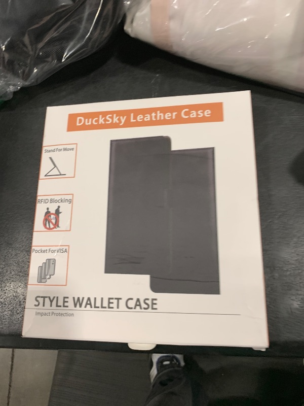 Photo 1 of DuckSky for iPhone 7/8/SE 2020/SE 2022 Genuine Leather Wallet case?RFID Blocking??4 Credit Card Holder??Real Leather? Flip Folio Book Phone case Protective Cover Women Men for Apple 7/8 case Black