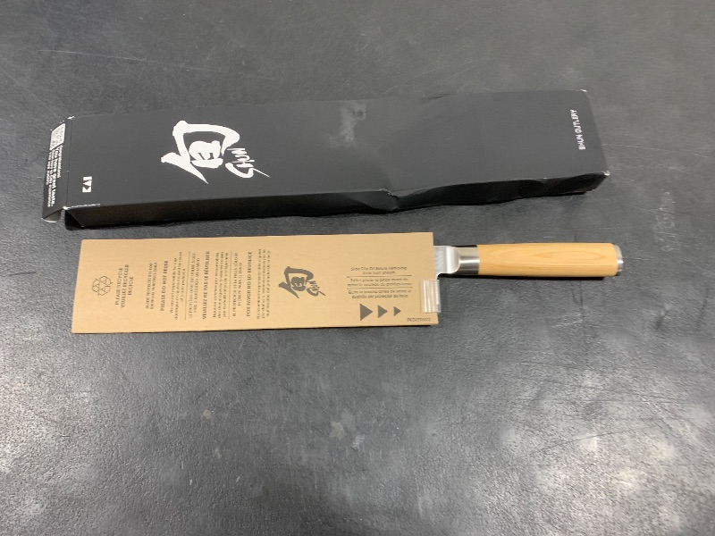 Photo 1 of Shun Classic Blonde 7" Santoku Knife, Handcrafted Japanese All Purpose Knife, VG-MAX Core with Damascus Stainless Steel Cladding, Pakkawood Handle, Versatile Japanese Cutting Tool