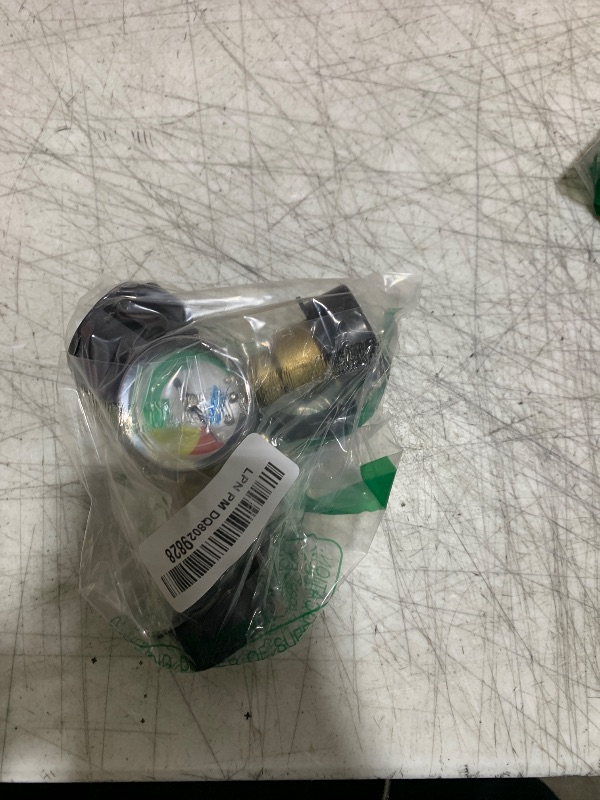Photo 1 of DOZYANT Propane Tank Y Splitter Adapter with Propane Gauge, 2 Way LP Gas Adapter Tee Connector Adapter for 5lb-40lb Propane Tank Cylinder, Universal for BBQ Gas Grill, RV Camper and More Appliances