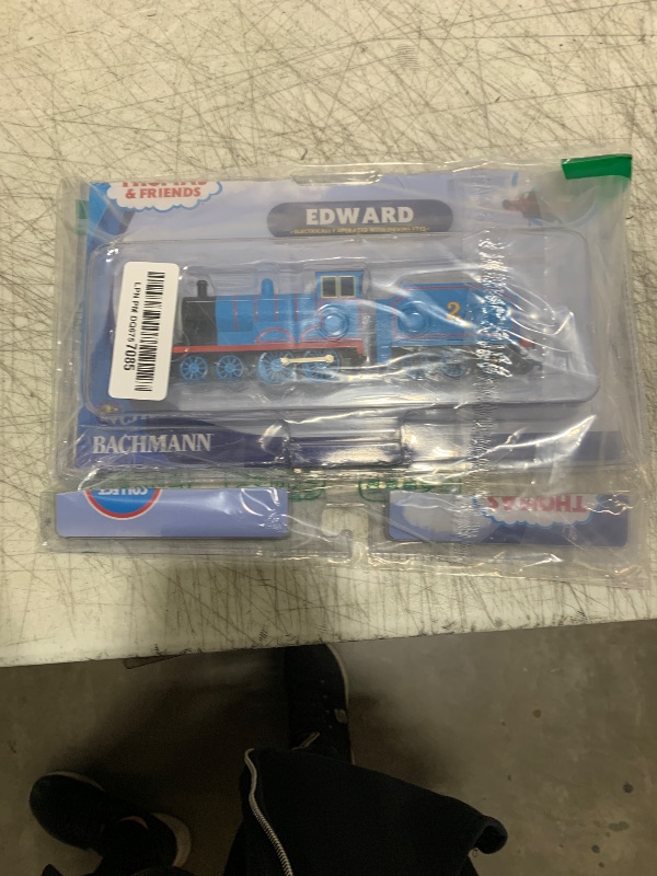 Photo 1 of Bachmann Trains - THOMAS & FRIENDS EDWARD ENGINE w/Moving Eyes - HO Scale