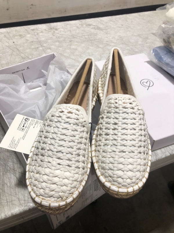 Photo 1 of The Drop Women's Lila Open Weave Flat Espadrille, White, 5